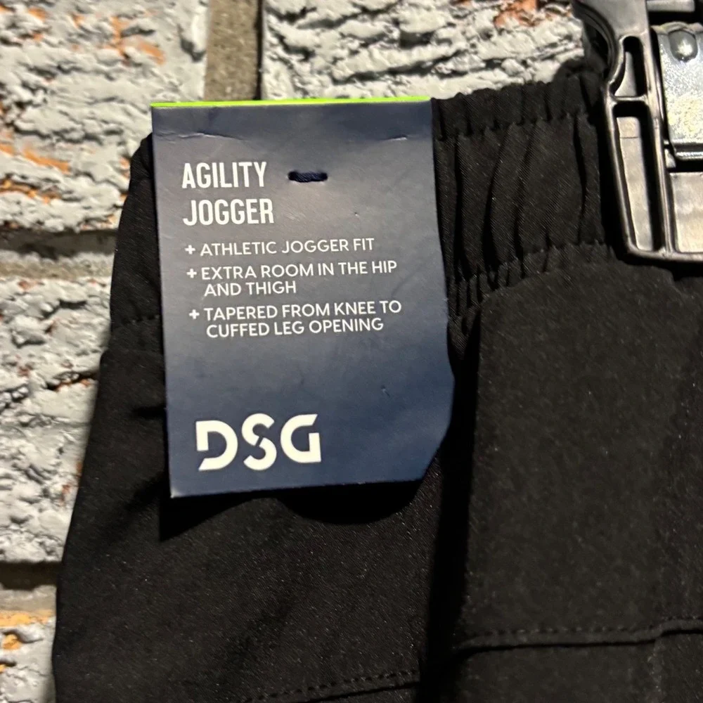 DSG Mens Agility Jogger Pure Black Athletic Fit Tapered Pants 2XL DAM21106 NWT